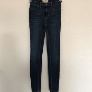 Free People | High rise dark blue skinny jeans